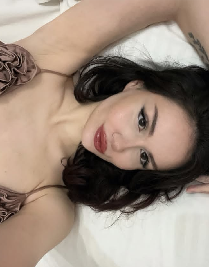 Çiftlik İngiliz Escort İlayda